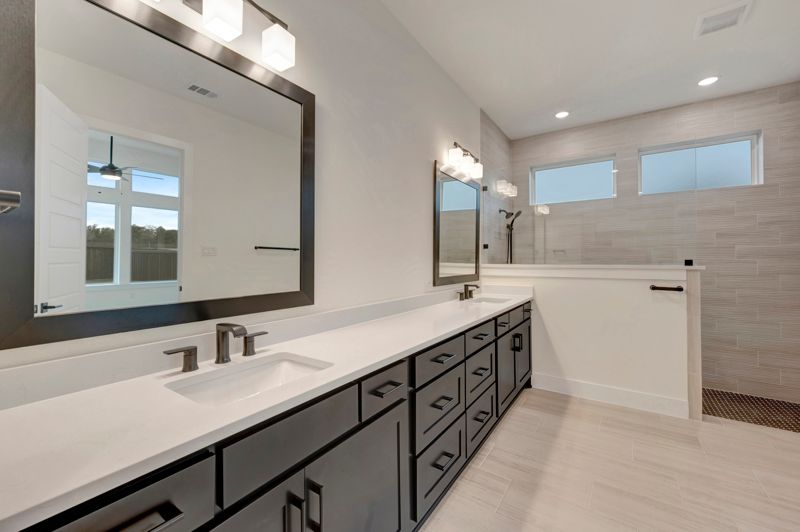 Owner's Bath