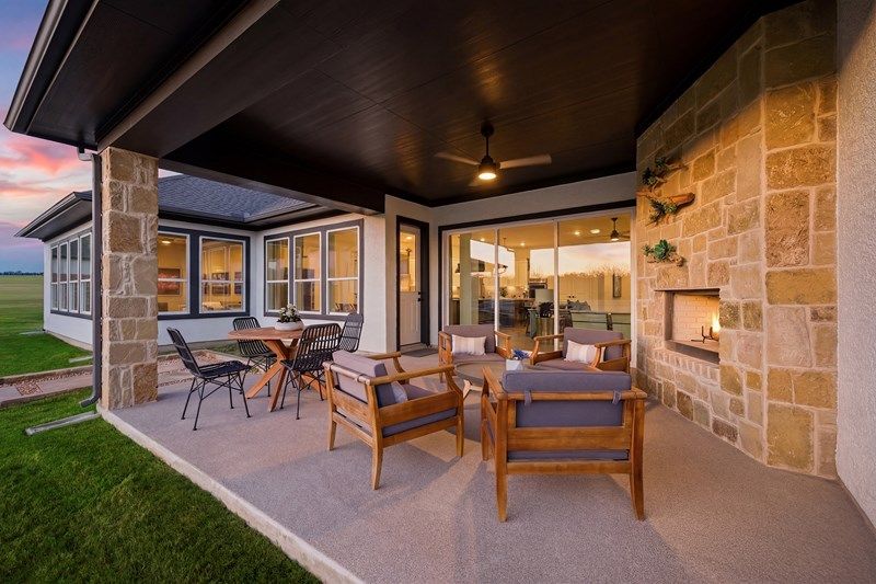 The Edwards - Outdoor Living