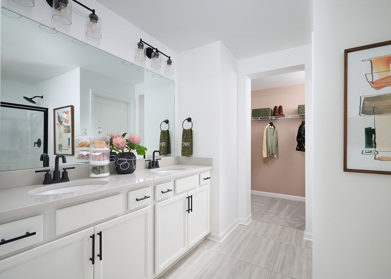 The Pintail - Owner's Bath