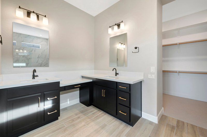 Owner's Bath