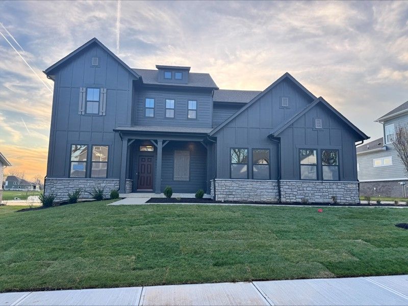 Hayward - The Lakes at Grantham: Fishers, Indiana - David Weekley Homes