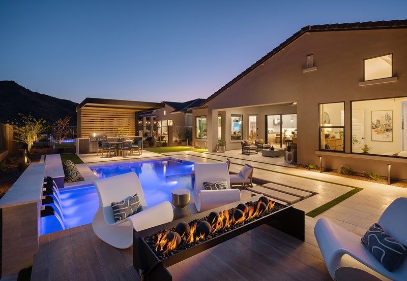 The Montura - Outdoor Living