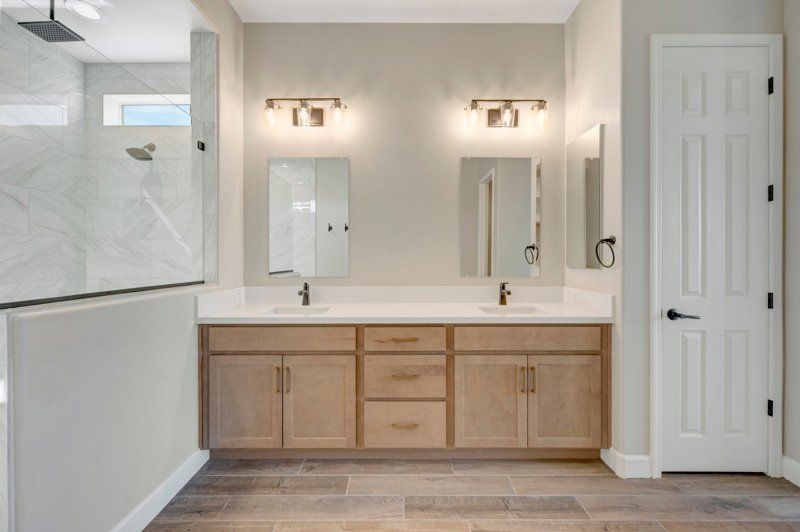 Owner's Bath