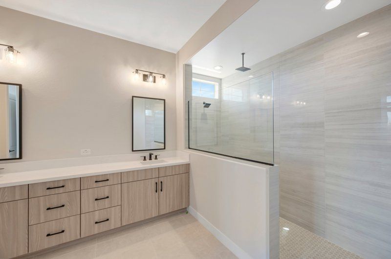 Owner's Bath