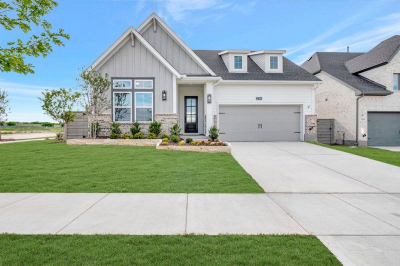12305 Crape Myrtle Court