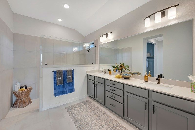 The Ortega - Owner's Bath