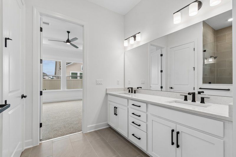 Owner's Bath