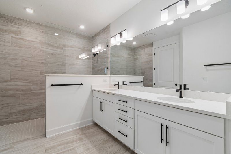 Owner's Bath