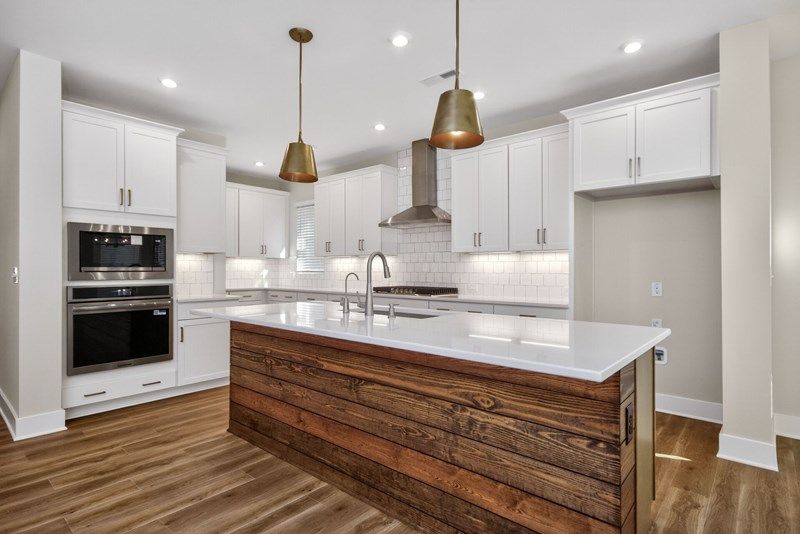The Glenwood - Kitchen