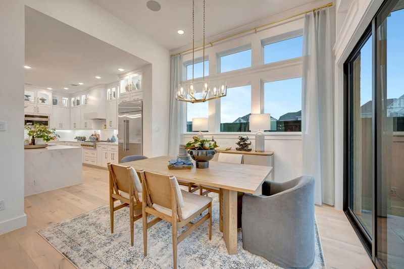 The Rayne - Dining