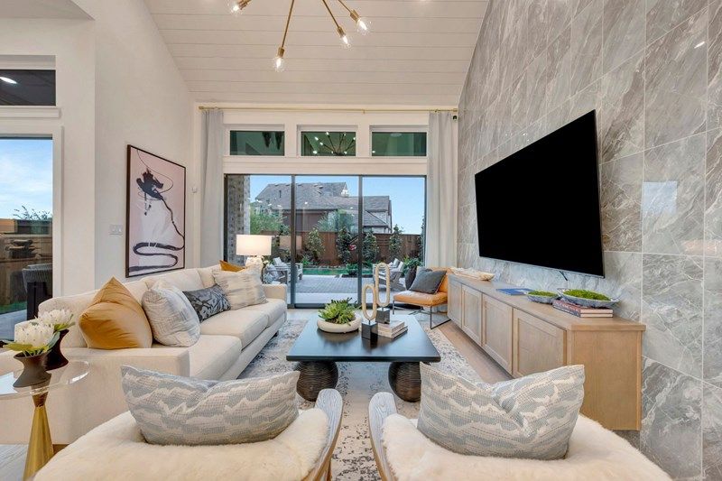 The Rayne - Family Room