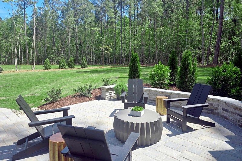 The Oakcroft - Backyard