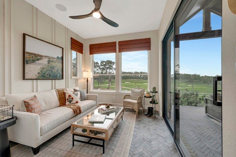 The Brandsville - Sunroom