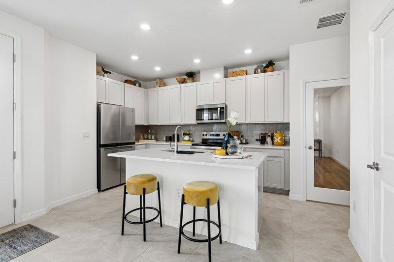 The Creekbend - Kitchen
