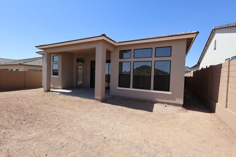 21652 W Glenrosa Avenue (Saltbush)