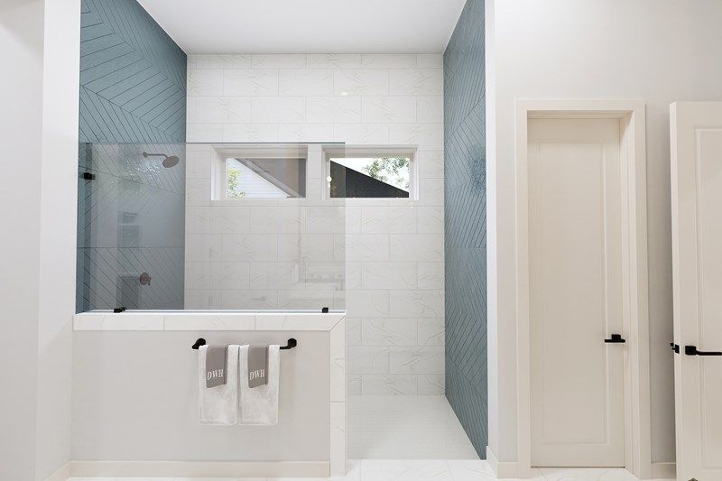 The Remi - Optional Super Shower