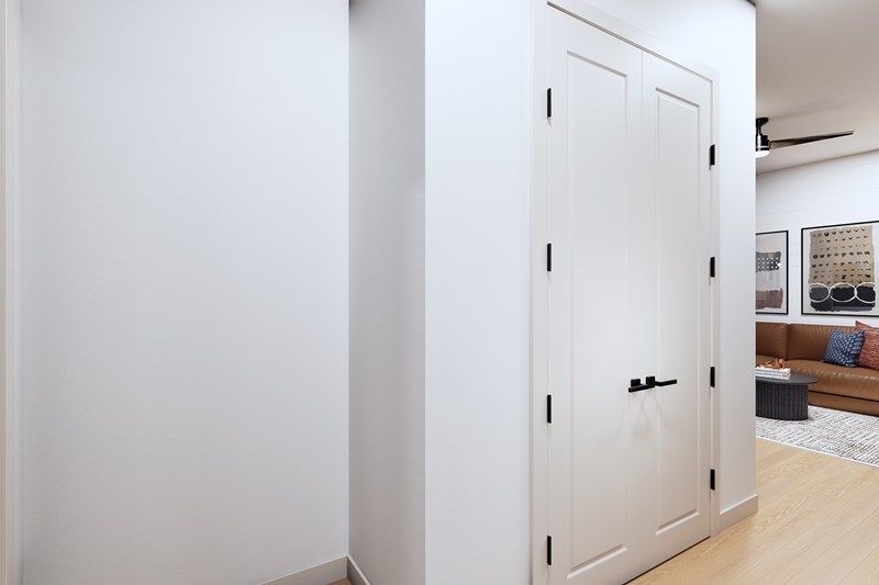The Corinth - TV Room