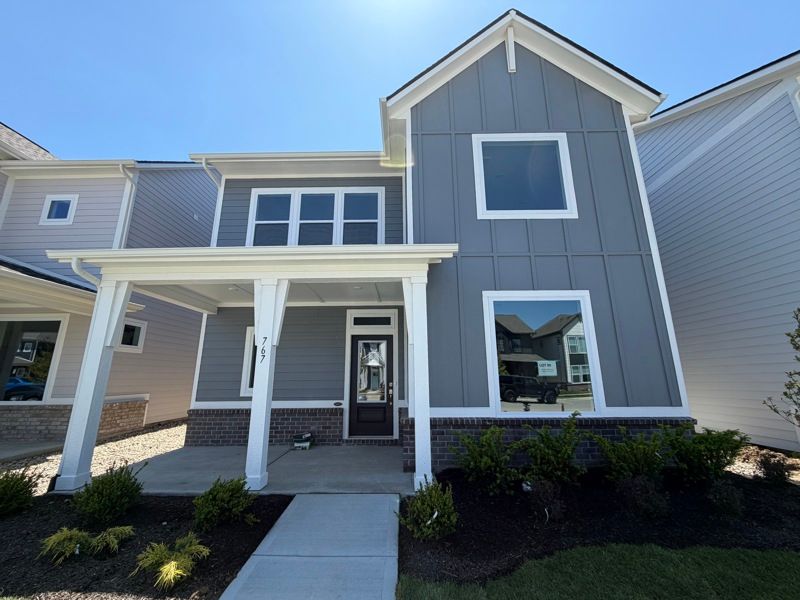 Embassy - Harvest Trail of Westfield – The Courtyard Collection: Westfield, Indiana - David Weekley Homes