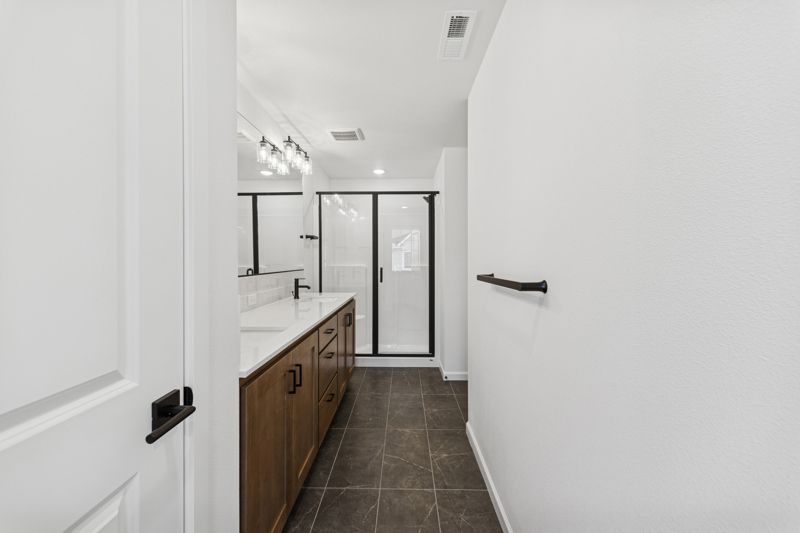 Owner's Bath