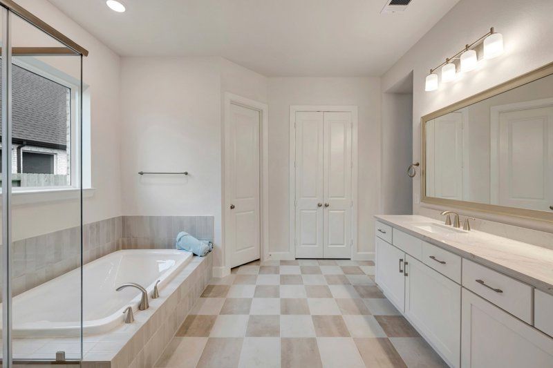 Owner's Bath