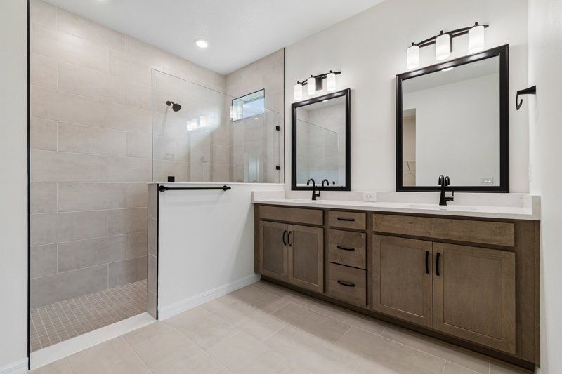 Owner's Bath