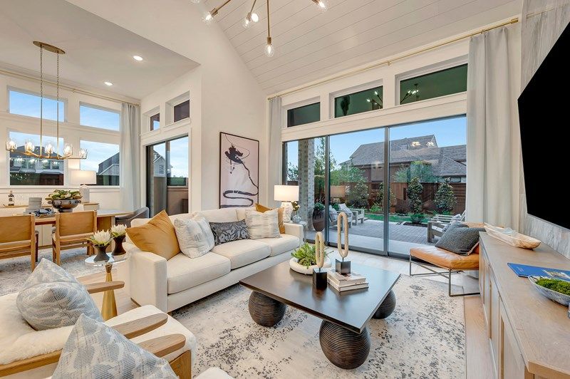 The Rayne - Family Room