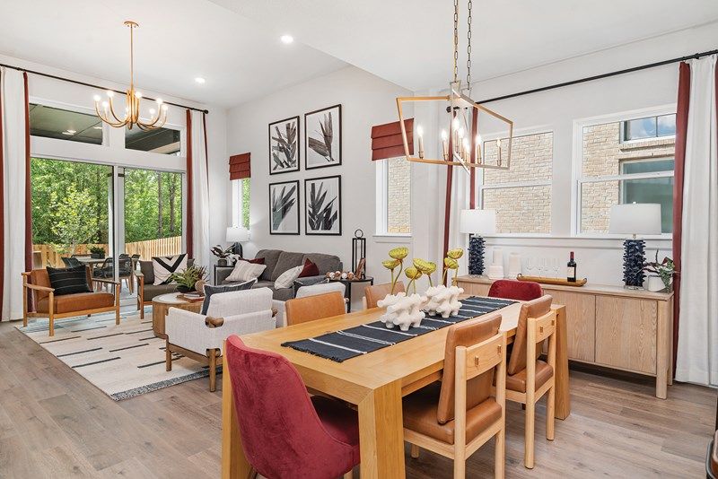 The Colton - Dining