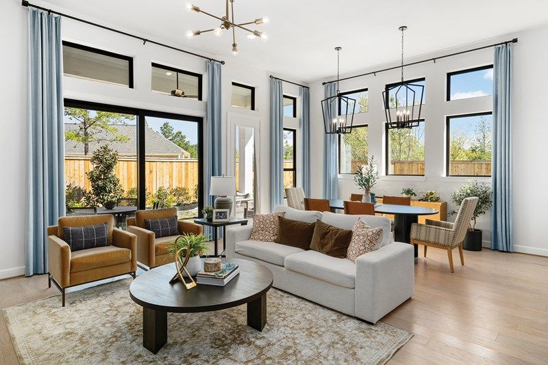 The Azalea - Family Room