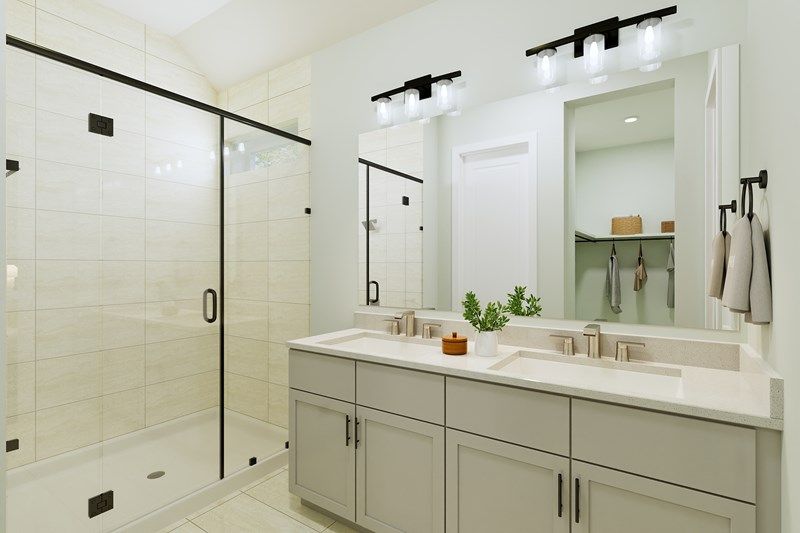 The Alamo - Owner's Bath