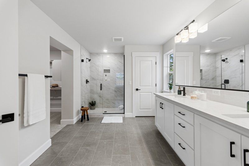 Owner's Bath