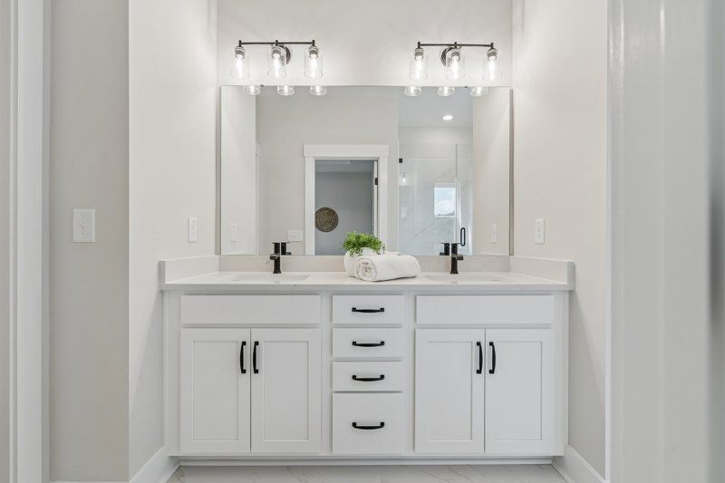 Owner's Bath