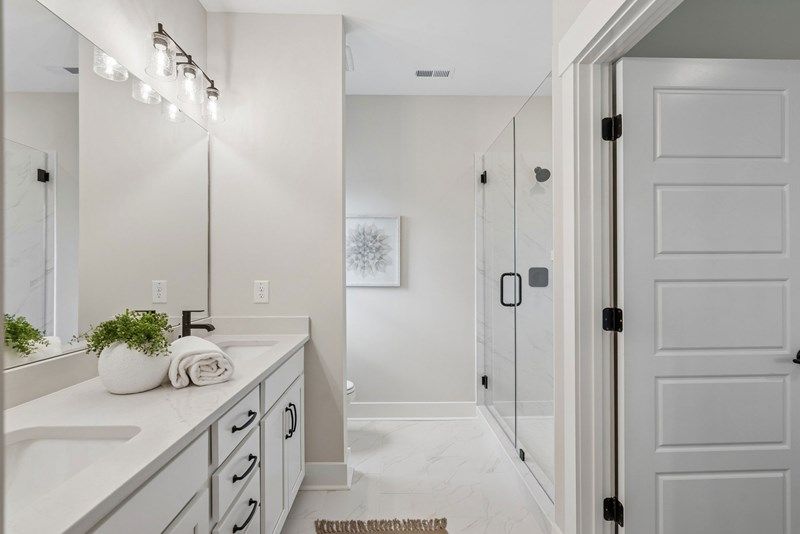 Owner's Bath