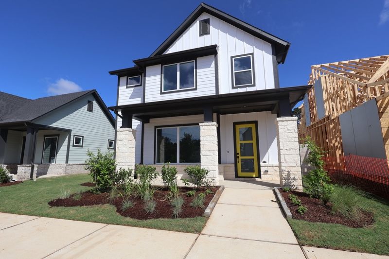 Nicklaus - Two Step Farm - Landmark Row Collection: Montgomery, Texas - David Weekley Homes