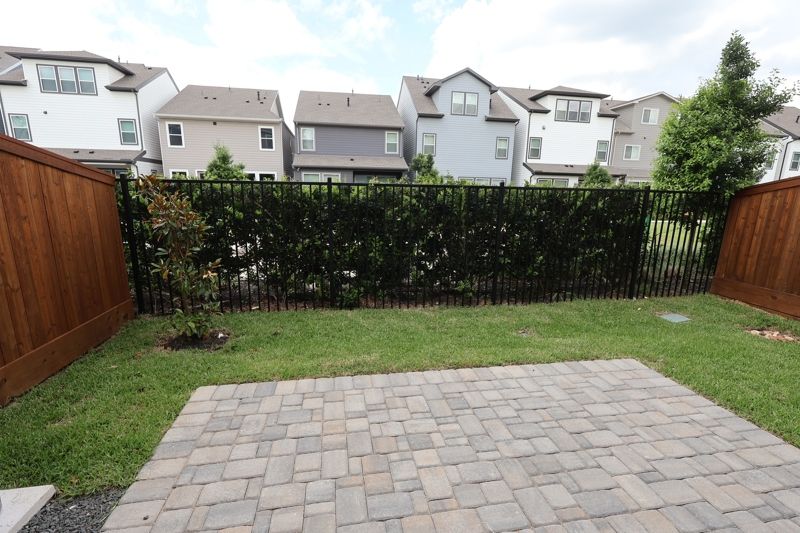Bellomy - Retreat at Oak Park: Houston, Texas - David Weekley Homes