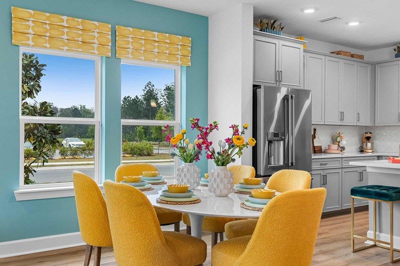 The Crestmark - Dining