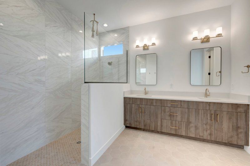 Owner's Bath