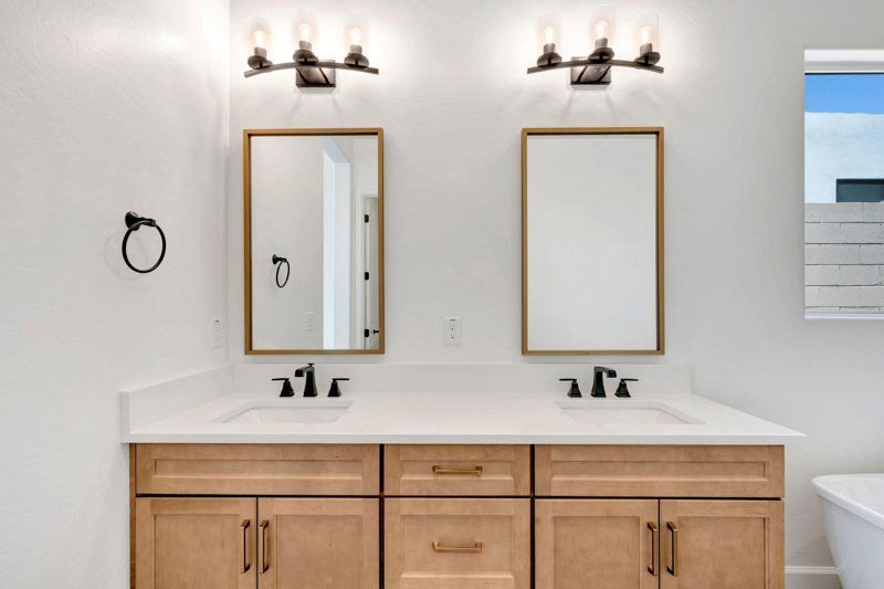 Owner's Bath