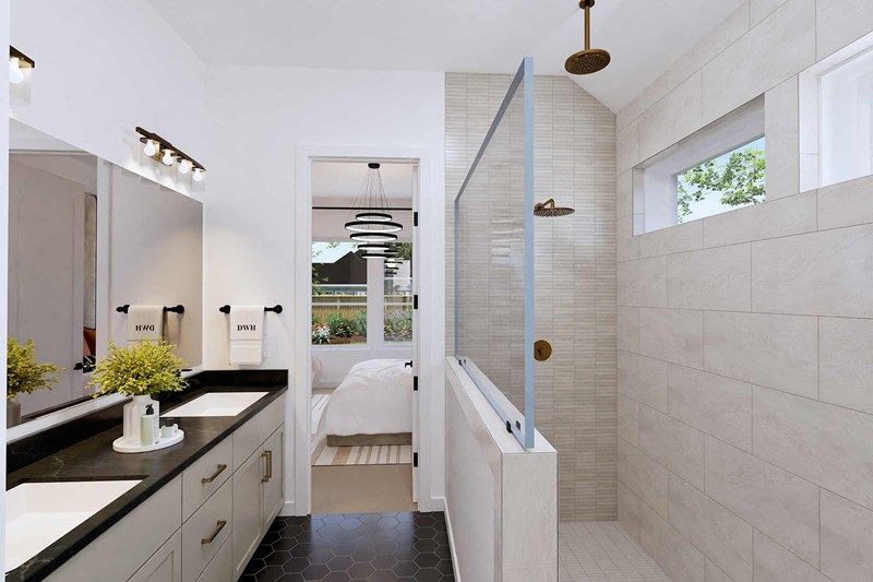 The Grapevine - Owner's Bath
