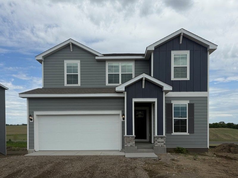 Rochester - Brayburn Trails East - The Garden Collection: Dayton, Minnesota - David Weekley Homes