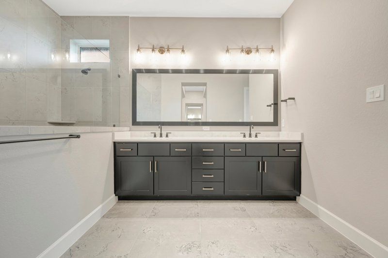Owner's Bath