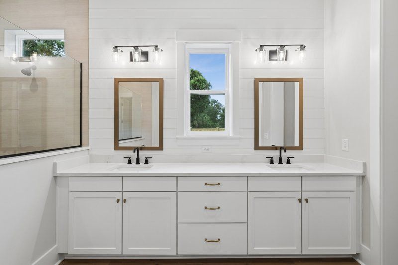Owner's Bath