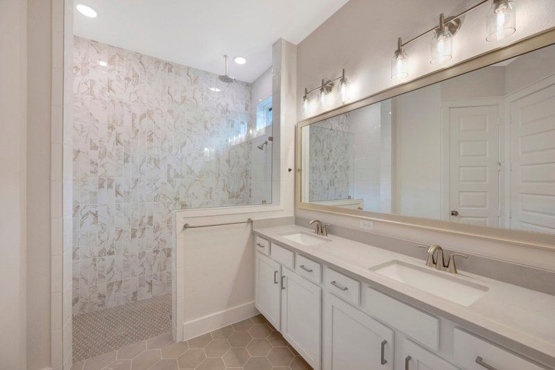 Owner's Bath