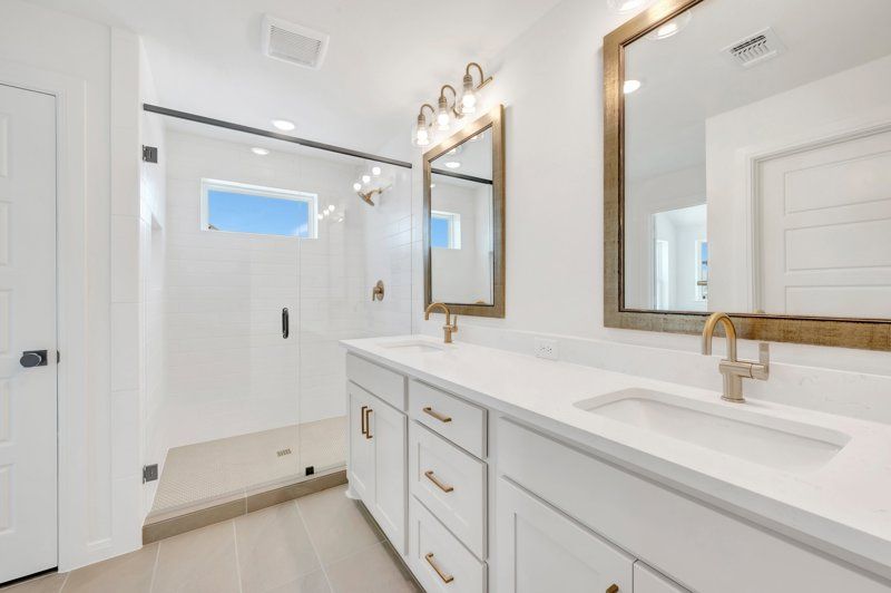 Owner's Bath