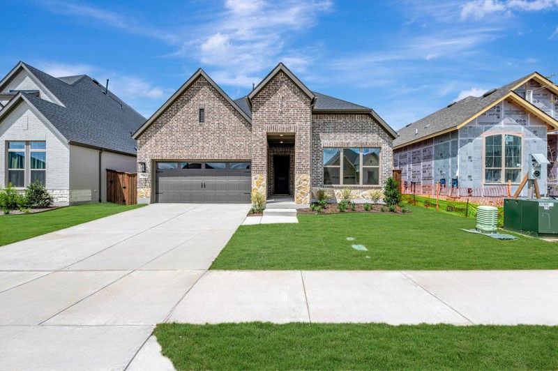 Tulip - Tavolo Park Cottages: Fort Worth, Texas - David Weekley Homes