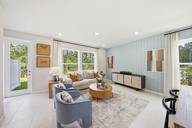 The Creekbend - Family Room
