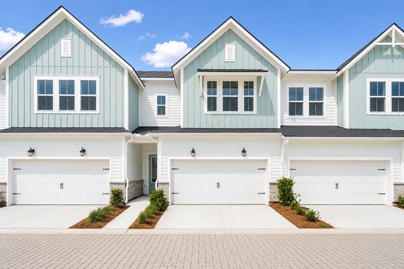 Sullivan - Crosscreek Walk - Overlook: Charleston, South Carolina - David Weekley Homes