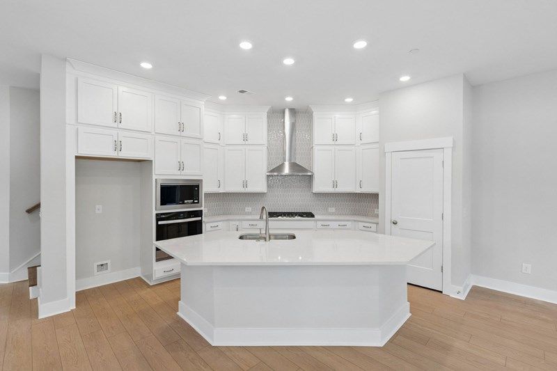 The Greenbelt - Kitchen