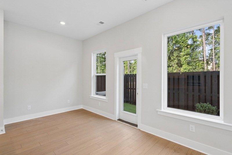 The Greenbelt - Family Room