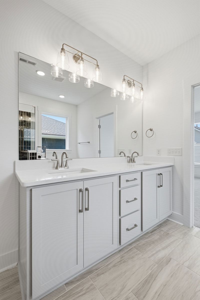 Owner's Bath