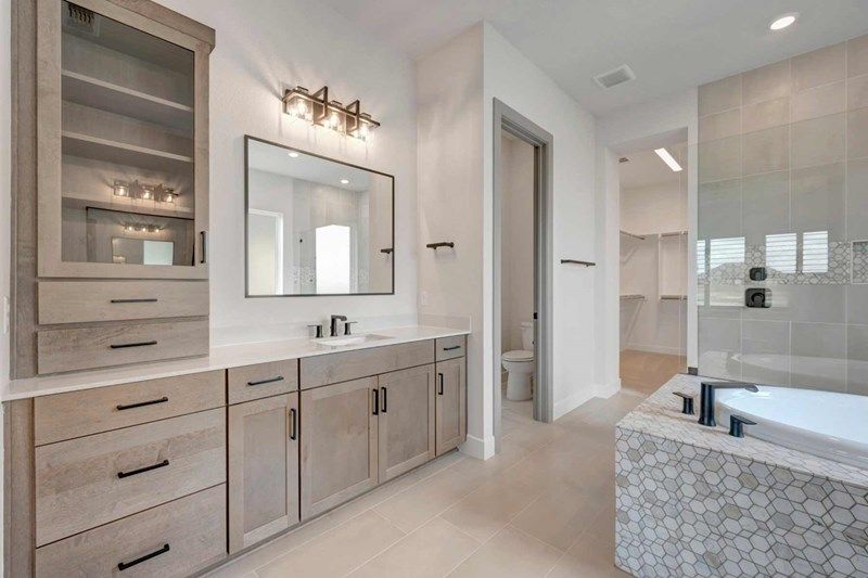 The Davies - Owner's Bath
